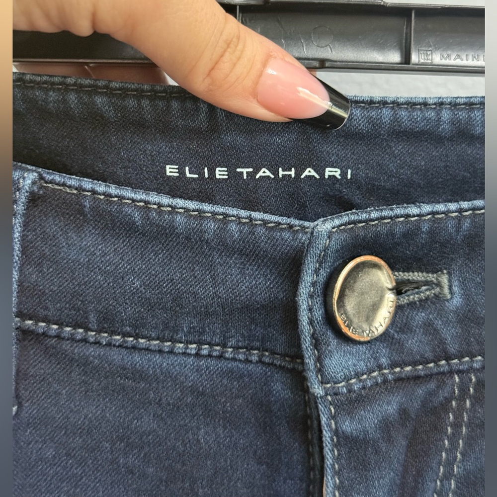 Elie Tahari High-Rise Dark Blue Denim Jeans